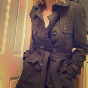 Burberry’esque military style wool coat